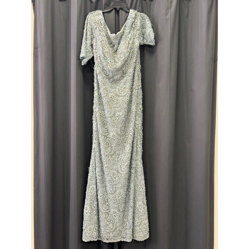 Ivonne D Exclusively for Mon Cheri 118D06 Dress Sz. 16W SAMPLE Sea Foam - Picture 6 of 8